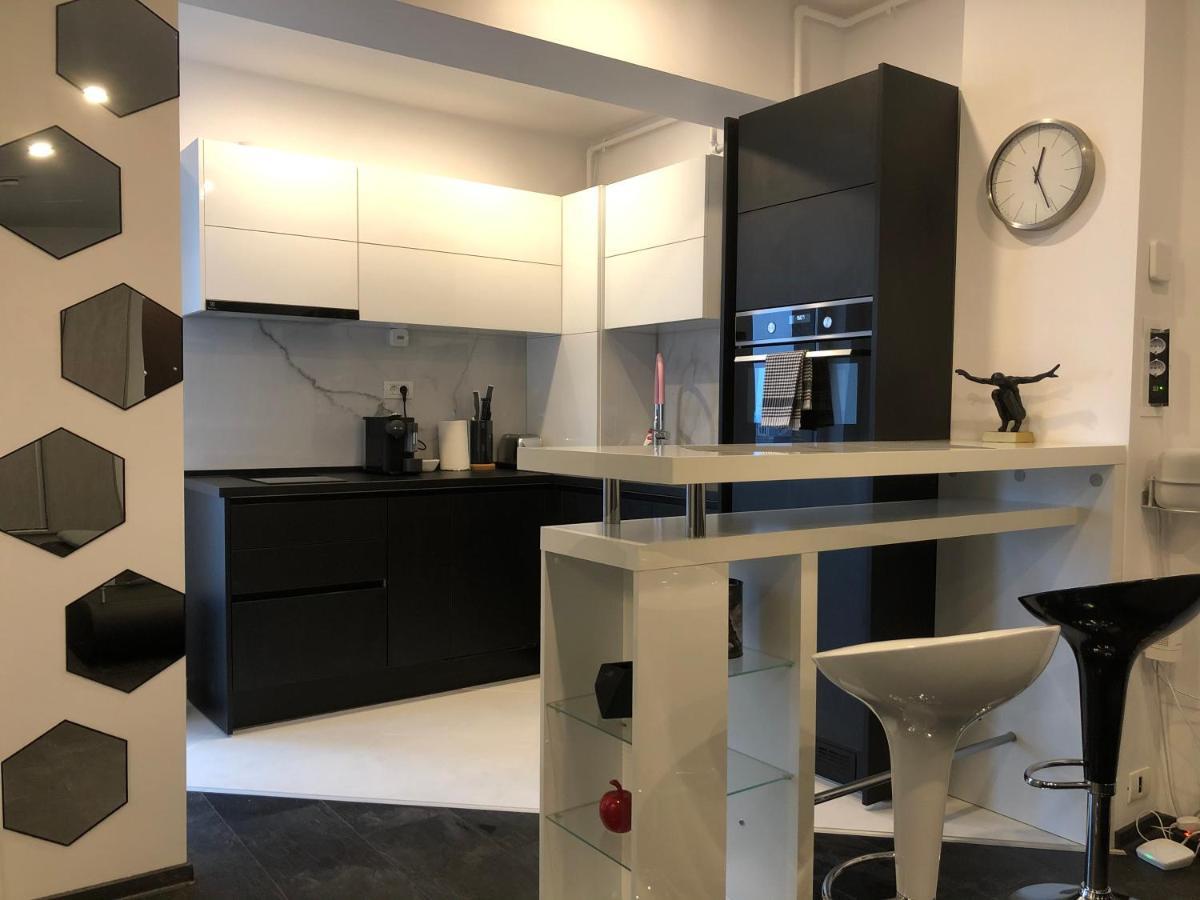 Stylish Westpark 2 Residence Lake View W8 Bucureşti Eksteriør bilde