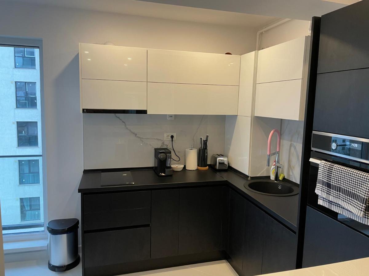 Stylish Westpark 2 Residence Lake View W8 Bucureşti Eksteriør bilde