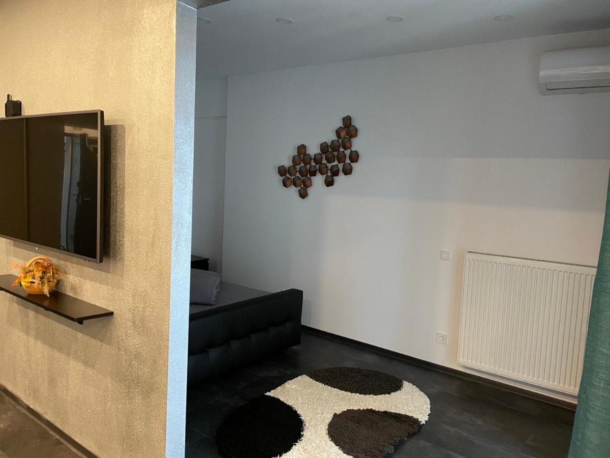 Stylish Westpark 2 Residence Lake View W8 Bucureşti Eksteriør bilde