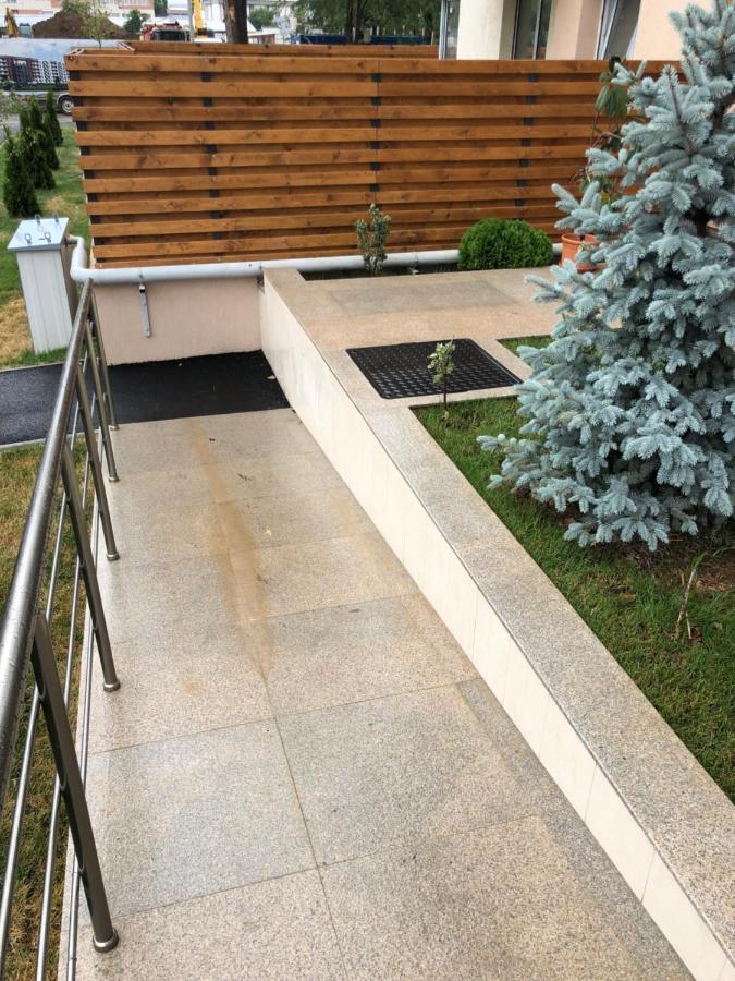 Stylish Westpark 2 Residence Lake View W8 Bucureşti Eksteriør bilde